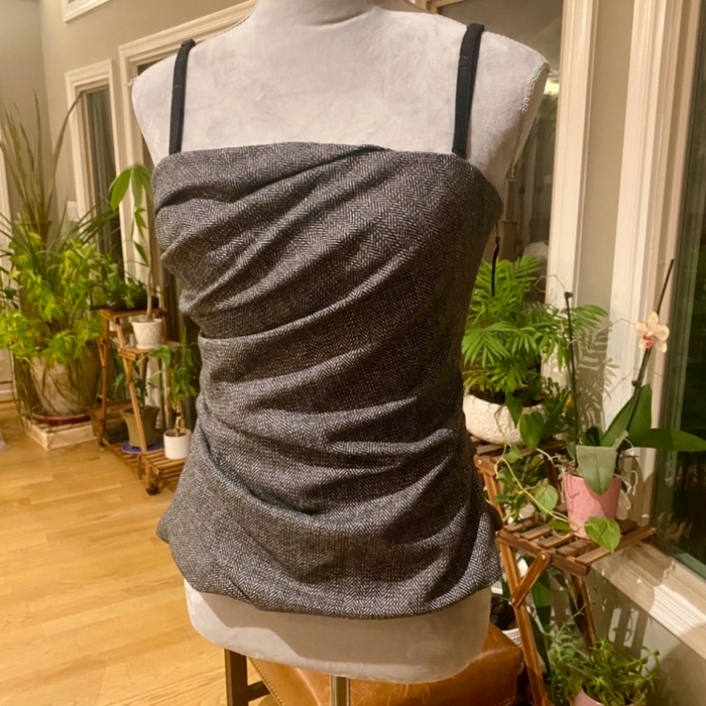 ♥️ D&G , Dolce & Gabbana. EU size 44…Gray Ruched Tweed Bustier— SO RARE ♥️